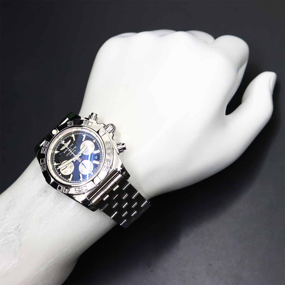 Chronomat 44 AB0110 Chronograph Date Black Dial Mens Watch