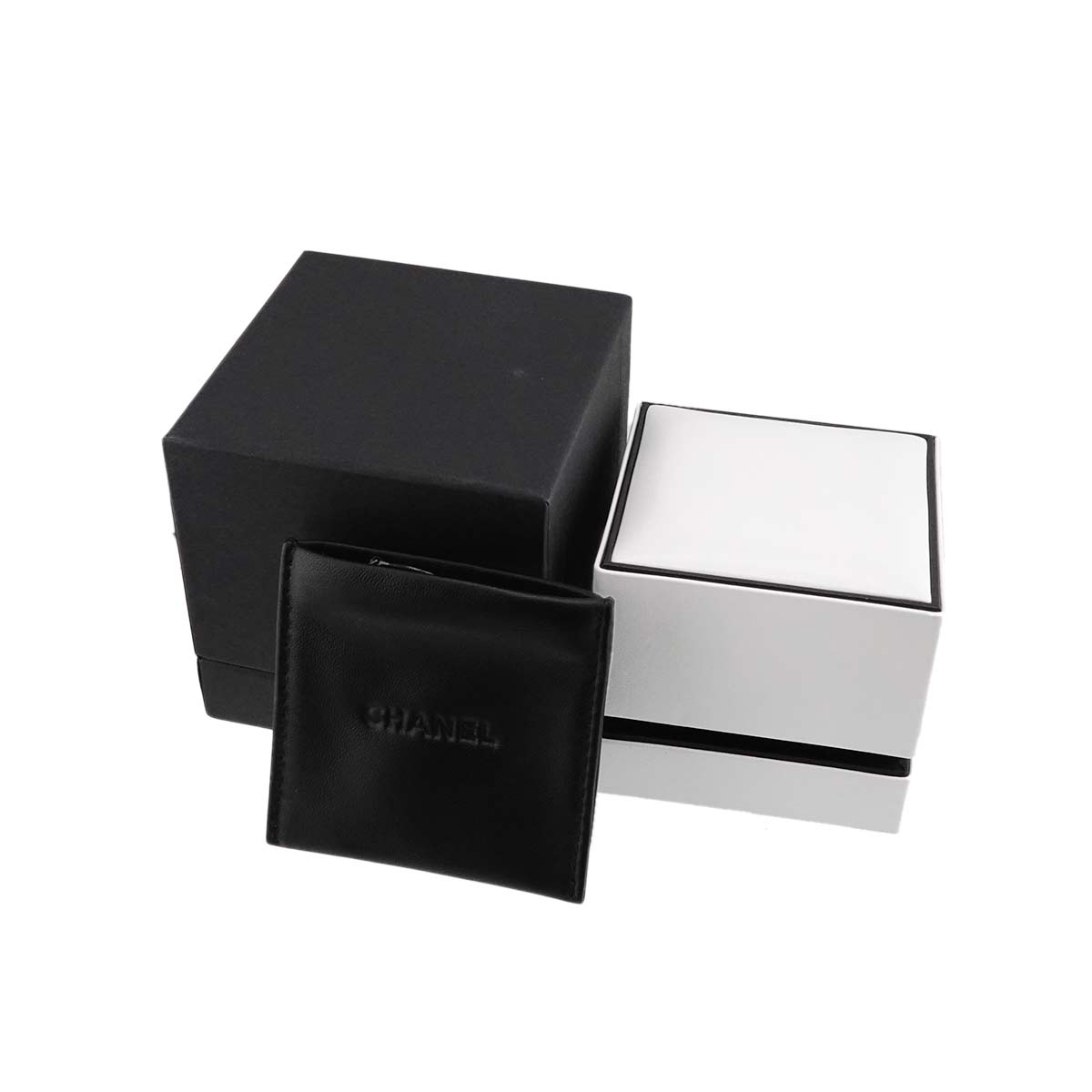 Coco Crush Earrings Clip on 18K YG 750