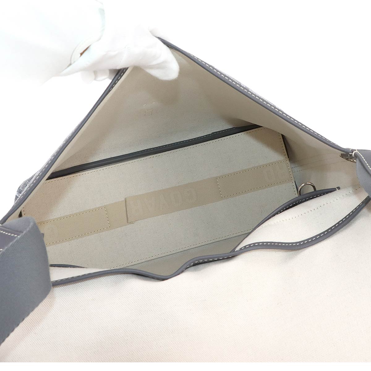 Capetien MM Shoulder Bag PVC Leather Gray Purse