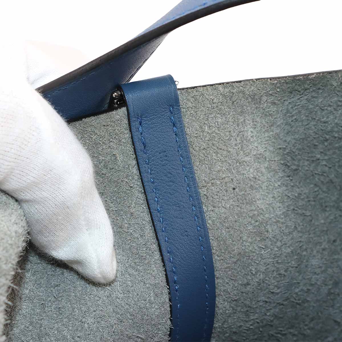 Picotin Lock Touch MM Hand Bag Taurillon Clemence Gris Mouette