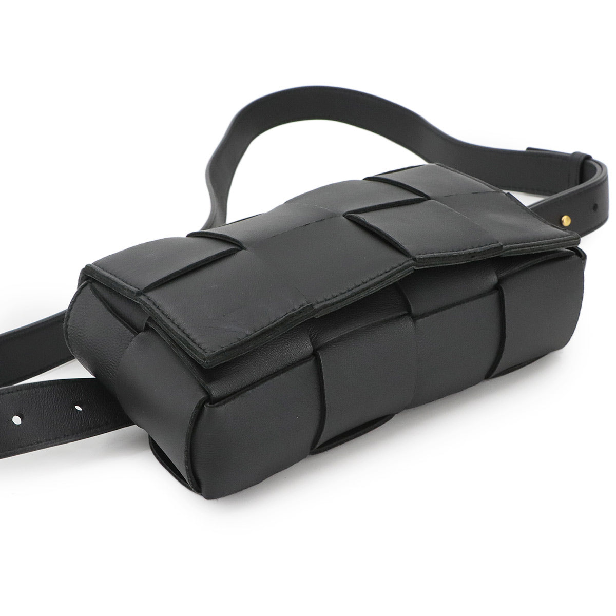 Intrecciato Cassette Belt Bag Leather Black 668572