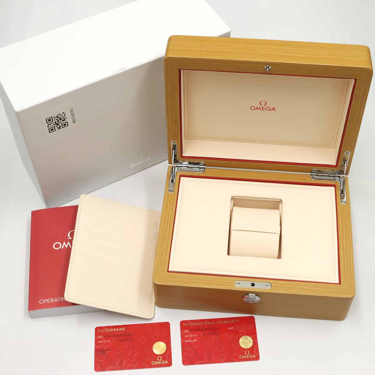 Speedmaster Racing 326.30.40.50.01.001 Black Dial Men's Watch