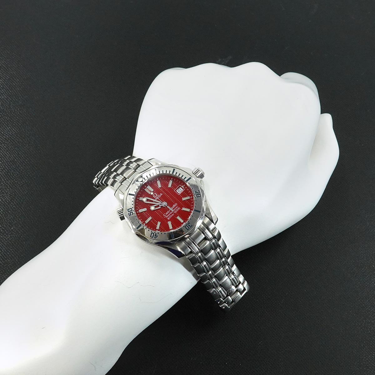 Seamaster 300 Professional 2562.60 Marui Limited Red Dial Boys