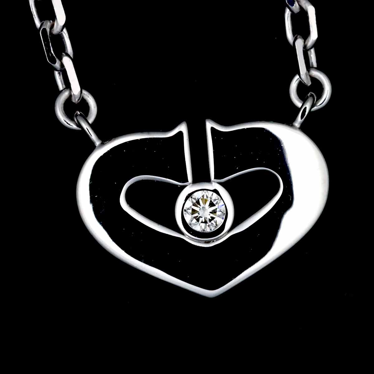 C Heart Diamond Necklace 18K White Gold 750
