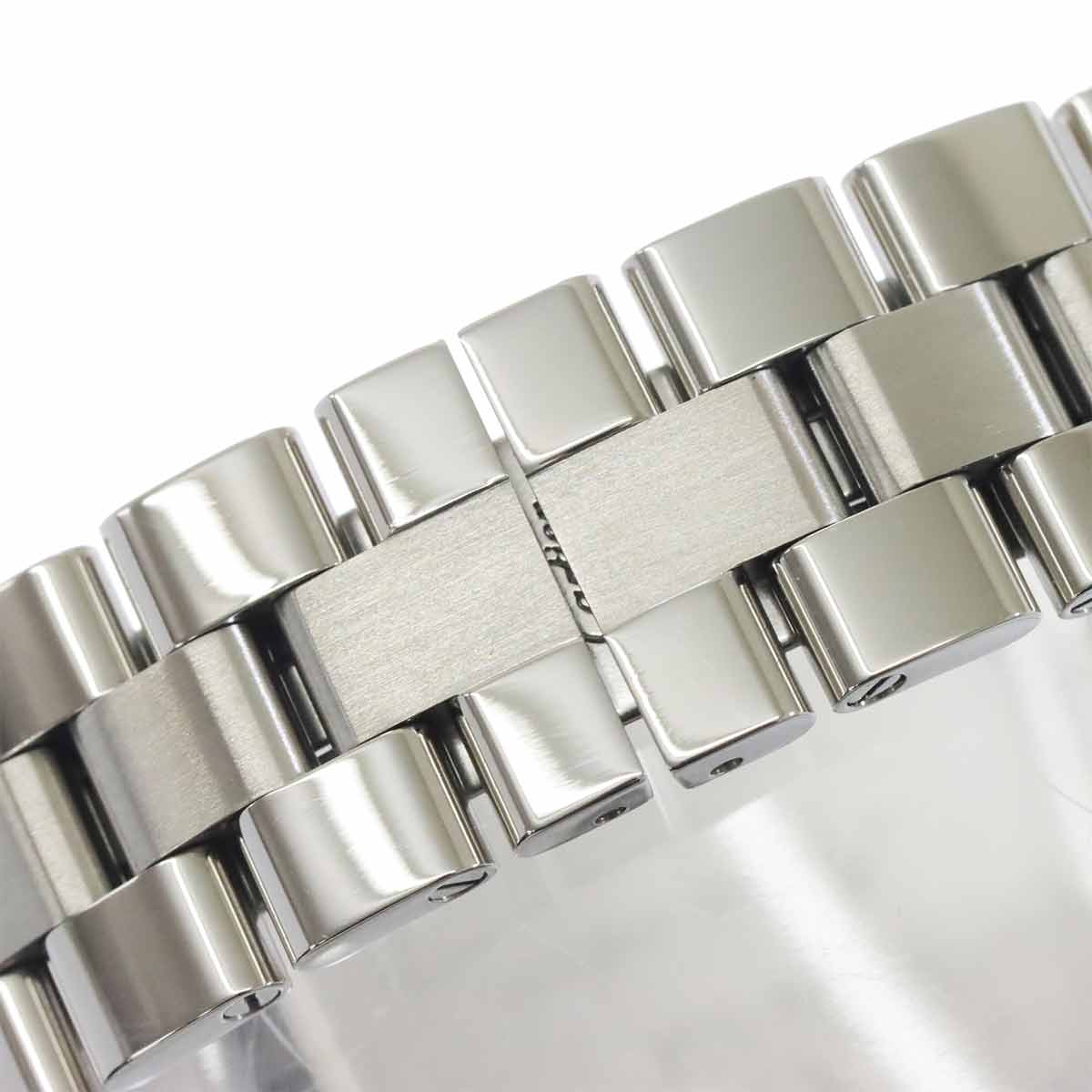 Roadster W62017V3 Date Quartz Pink Dial Ladies Watch