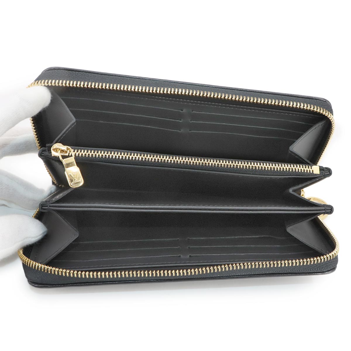 Monogram Coussin Zippy Wallet Leather Noir M81510 Purse