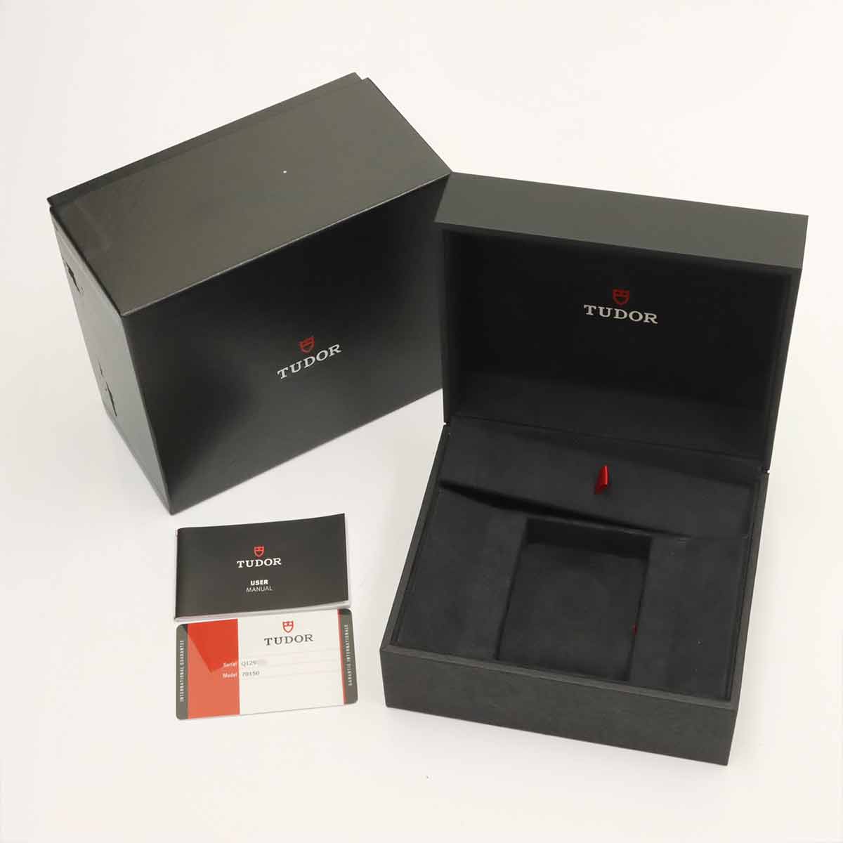 Black Bay P01 70150 Automatic Date Black Dial Mens Watch