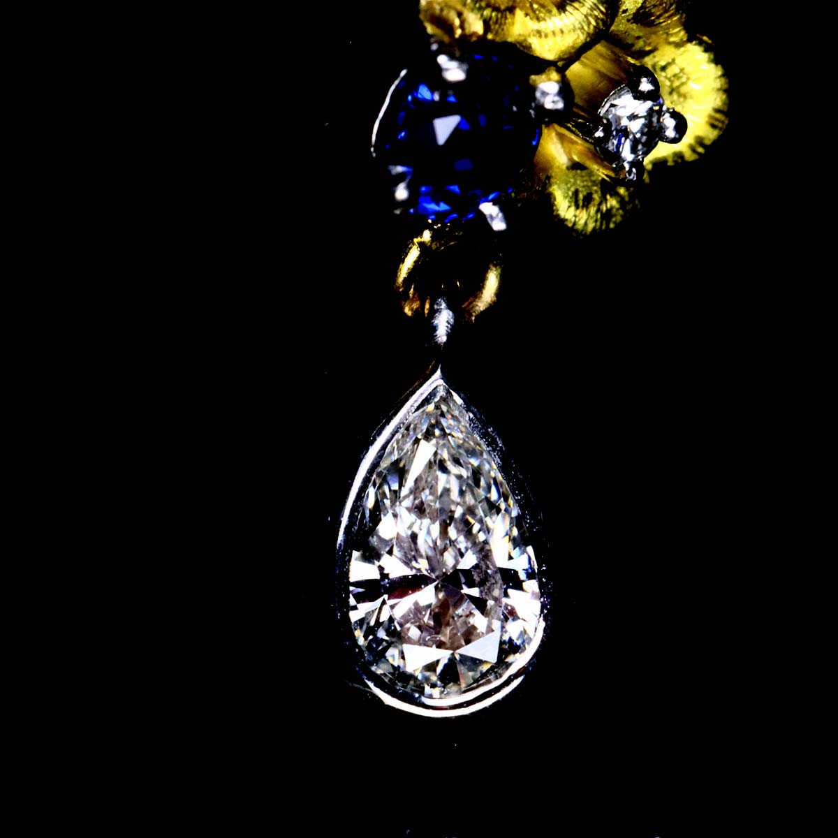 as Time Diamond Sapphire Onyx Brooch 18K YG 750 Pt