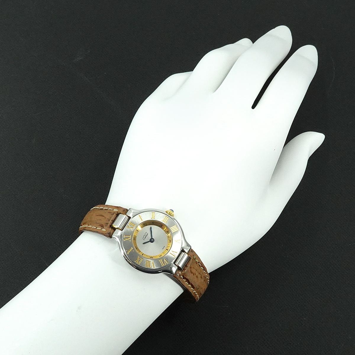 Must 21 Van Thian W1007323 Quartz Silver Dial Ladies Watch