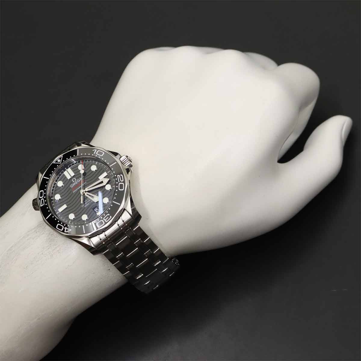 Seamaster Diver 300 Co-Axial 210 30 42 20 01 001 Automatic