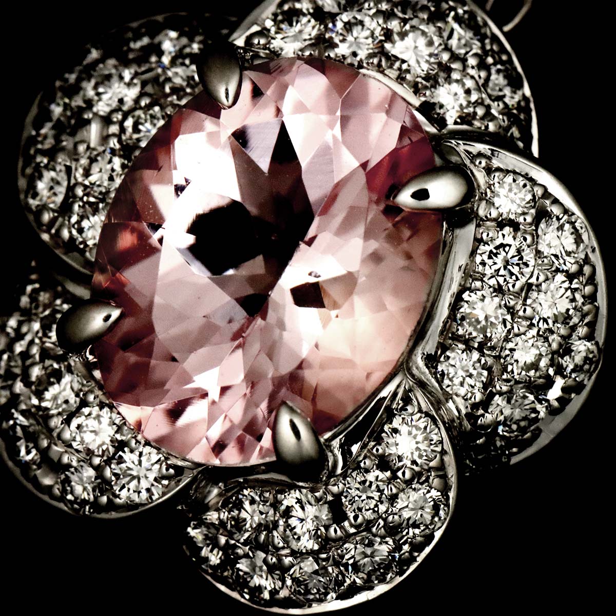 Kunzite 2.10ct Diamond 0.48ct Necklace 18K WG 750