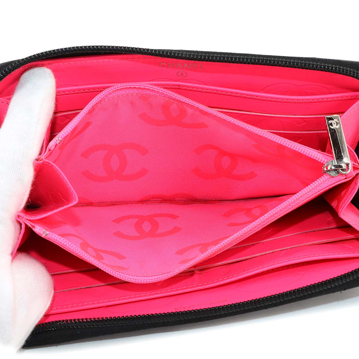 Cambon Line Zipped Around Long Wallet Leather Black A50078