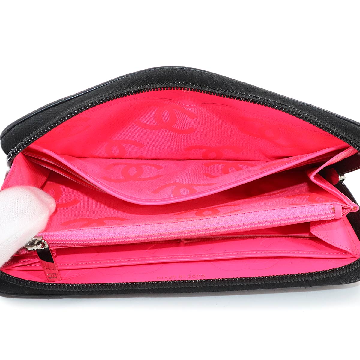 Cambon Line Zipped Around Long Wallet Leather Black A50078