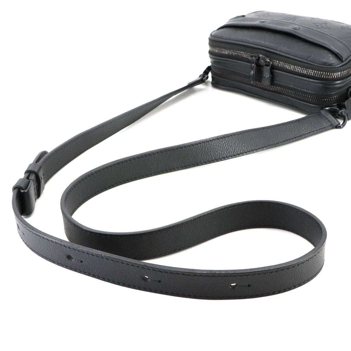 Monogram Shadow Alpha Wearable Wallet Shoulder Bag M82544