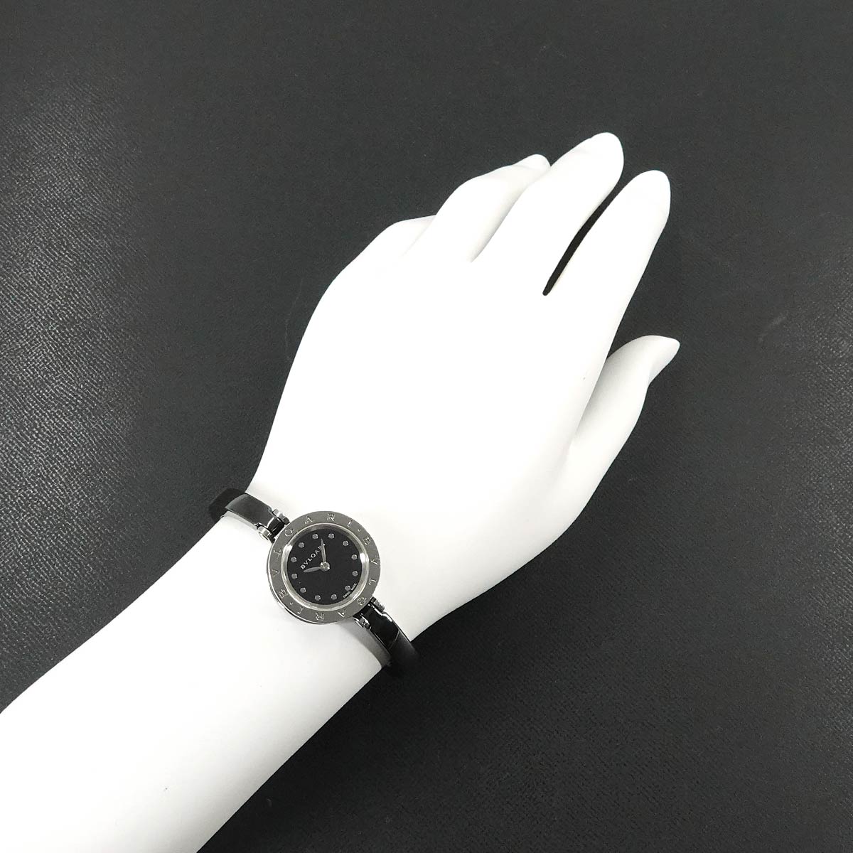 B-Zero1 Bangle Watch BZ23SC Quartz Black Dial Ladies Watch