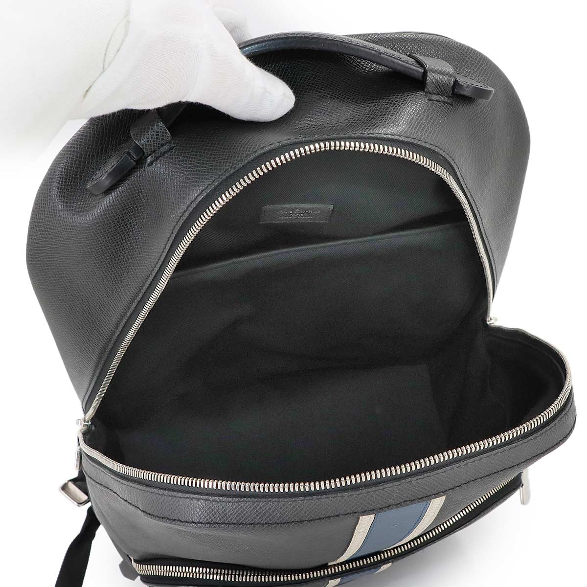 Taiga Anton Backpack Leather Ardoise M34405 Purse