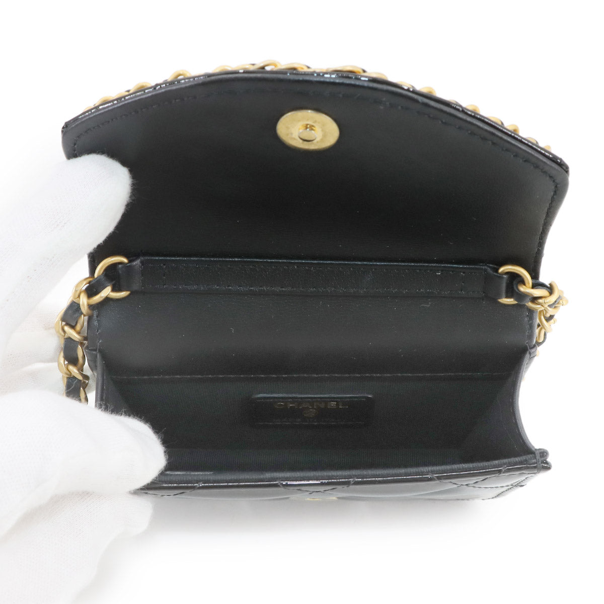 Mini Mini Matelasse Chain Shoulder Bag Patent leather Black