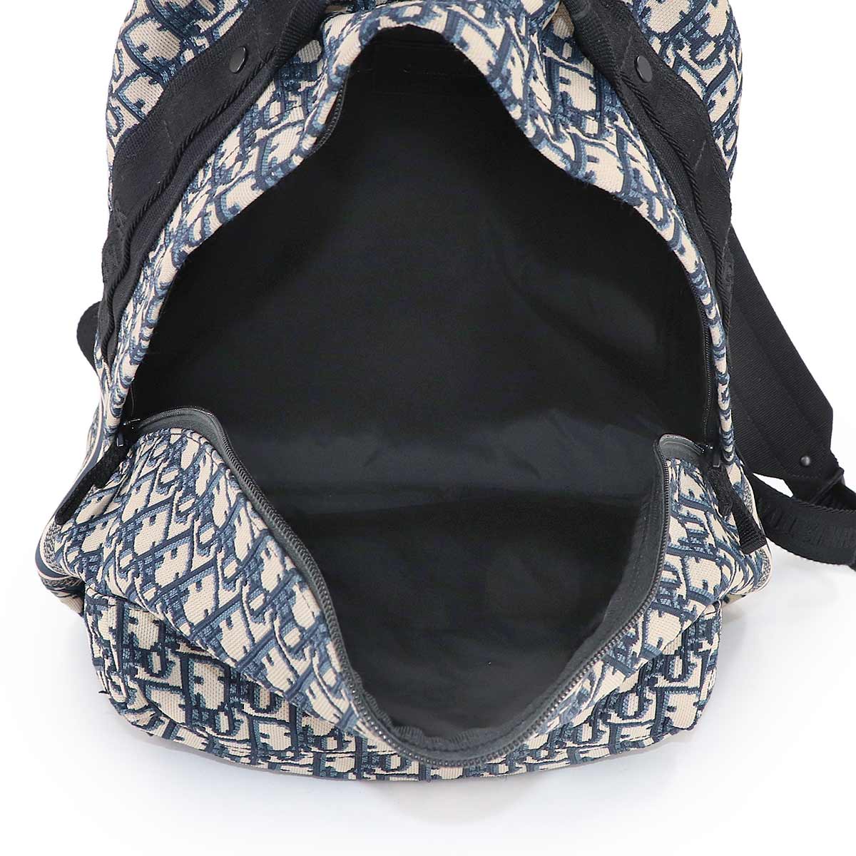 Oblique Backpack Canvas Navy M6104STZQ Purse