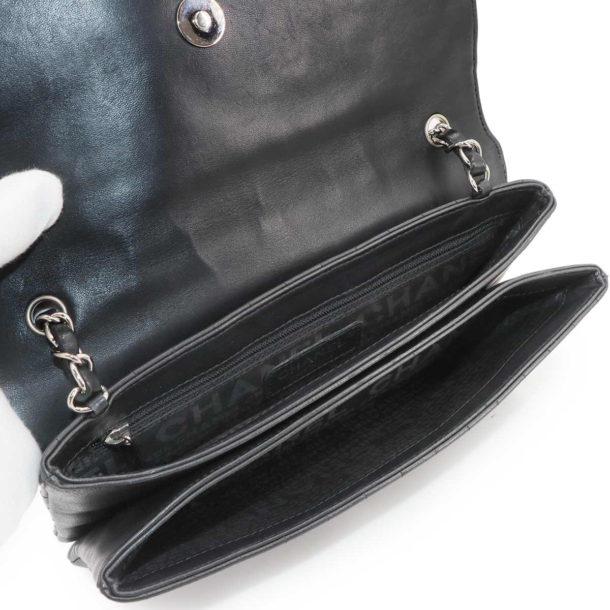 Chocolate bar Camellia Chain Shoulder Bag Leather Black Purse