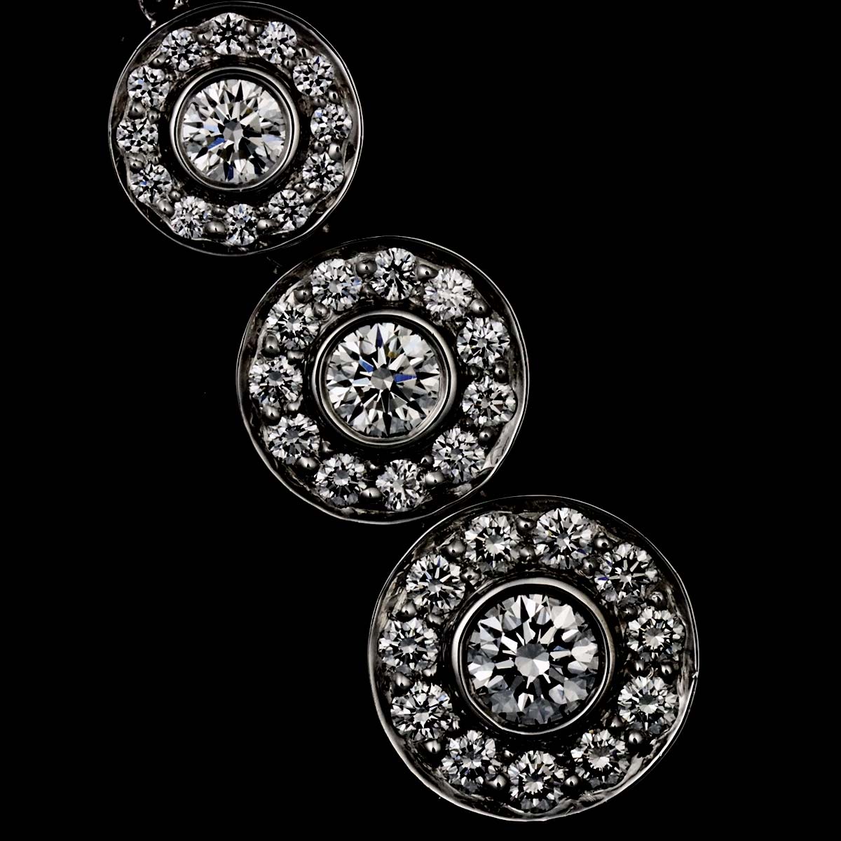 Circlet Diamond Necklace Platinum