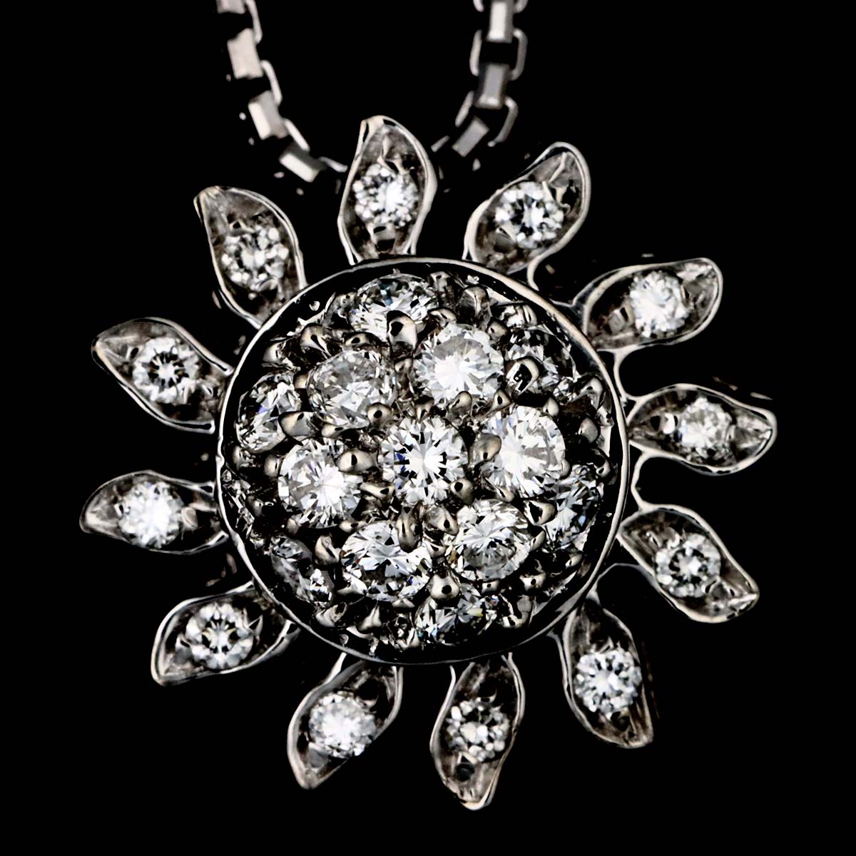 Diamond Necklace 18K WG 750