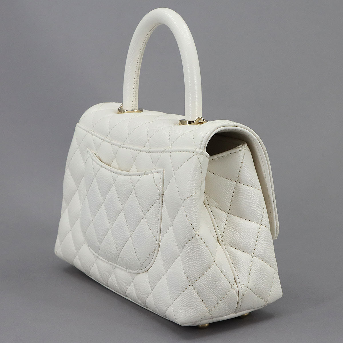 Matelasse Hand Shoulder Bag Leather White A92990
