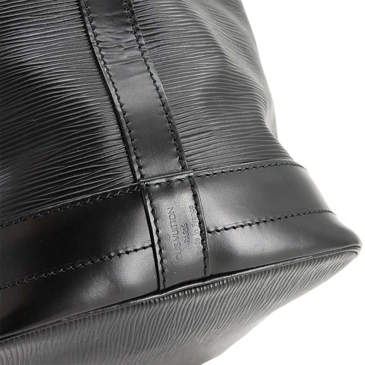 Epi Noe Shoulder Bag Leather Noir M59002 Purse