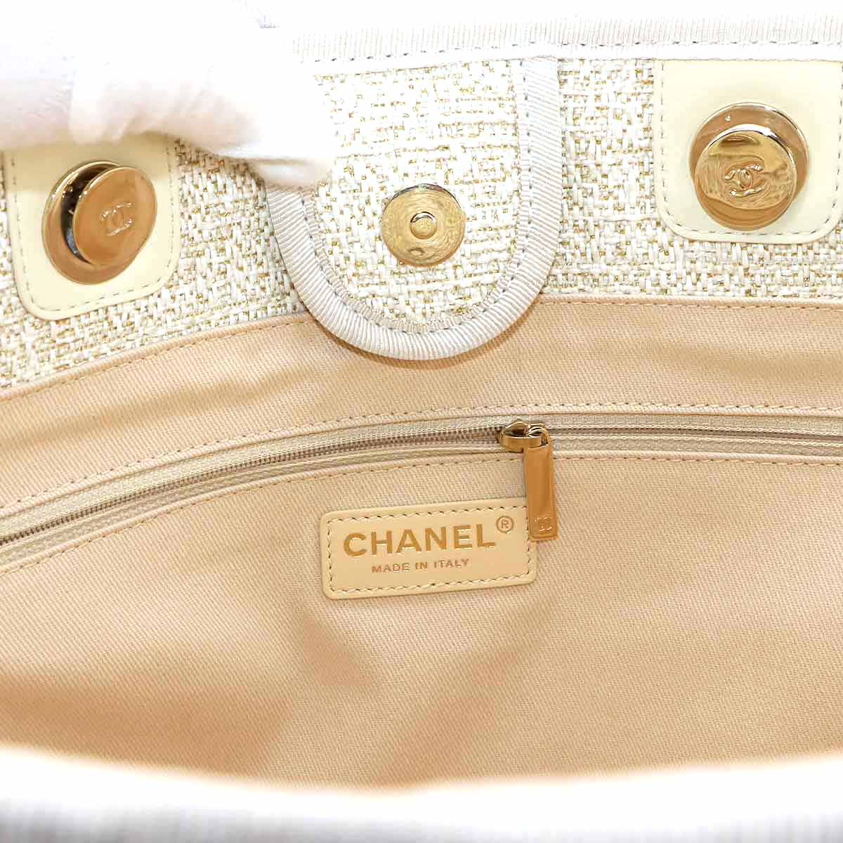 Deauville MM Chain Tote Bag Tweed Leather White Gold A67001