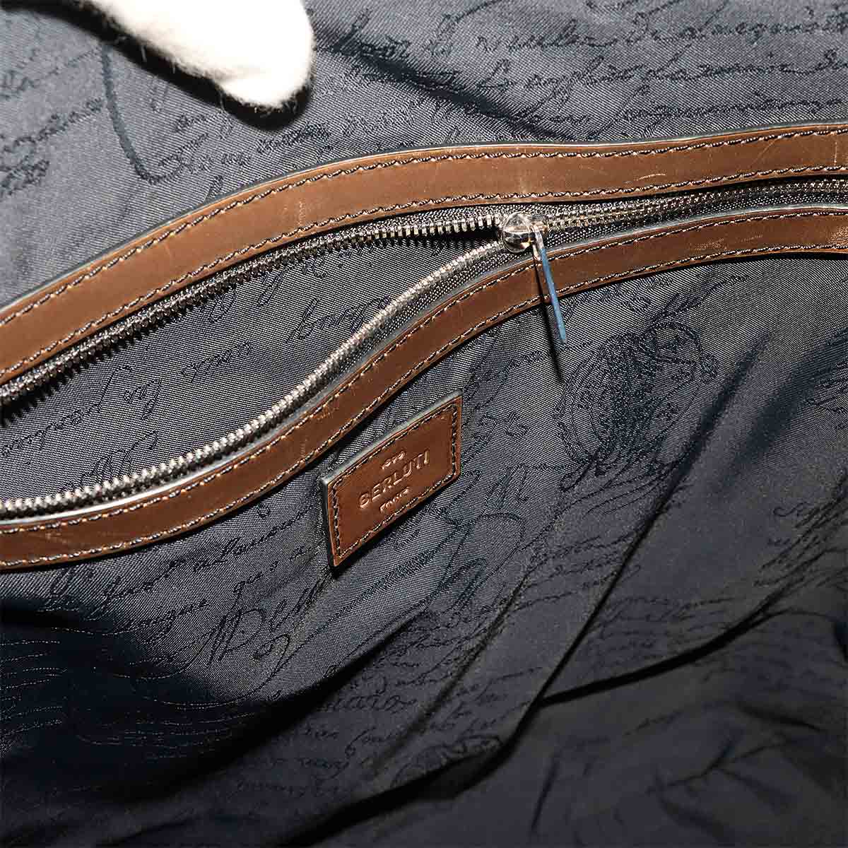 Calligraphy Toujours Vertical Tote Shoulder Bag