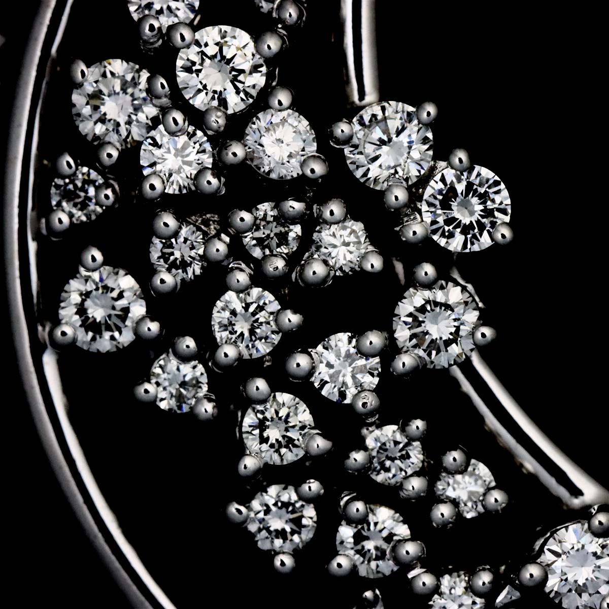 Moon Motif Diamond Necklace 18K WG 750