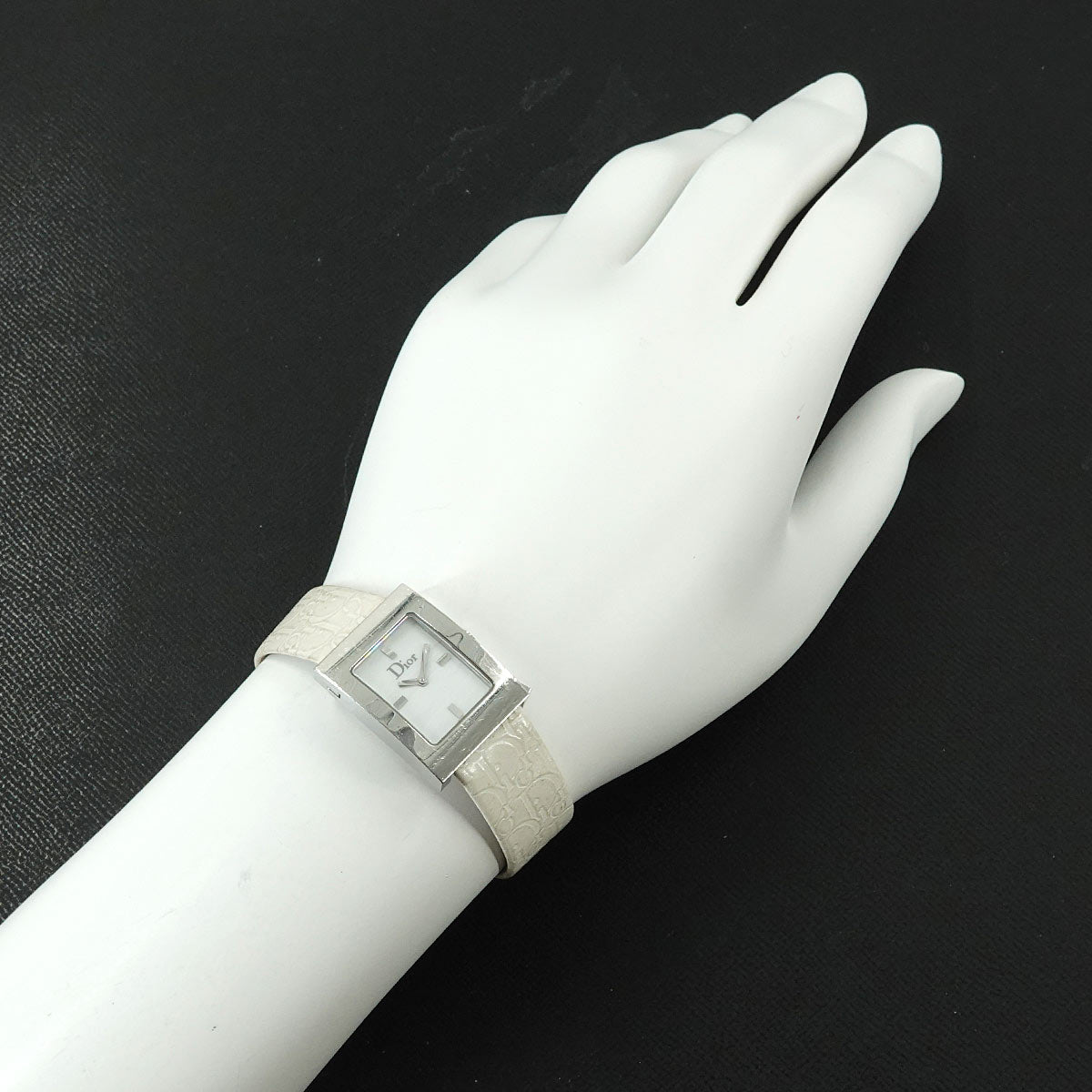 Maris D78-109 Quartz White Dial Ladies Watch