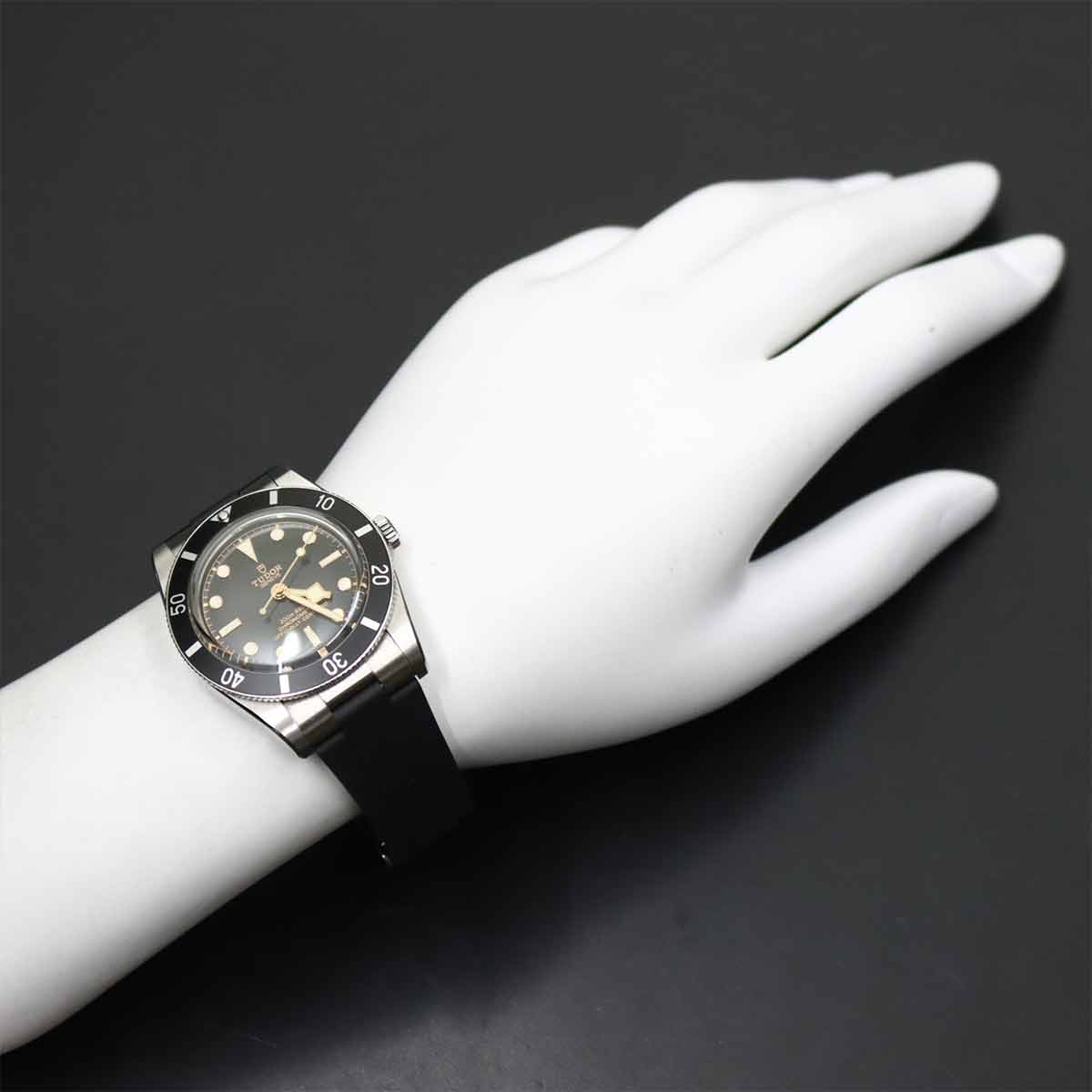 Heritage Black Bay 79000N Automatic Black Dial Mens Watch