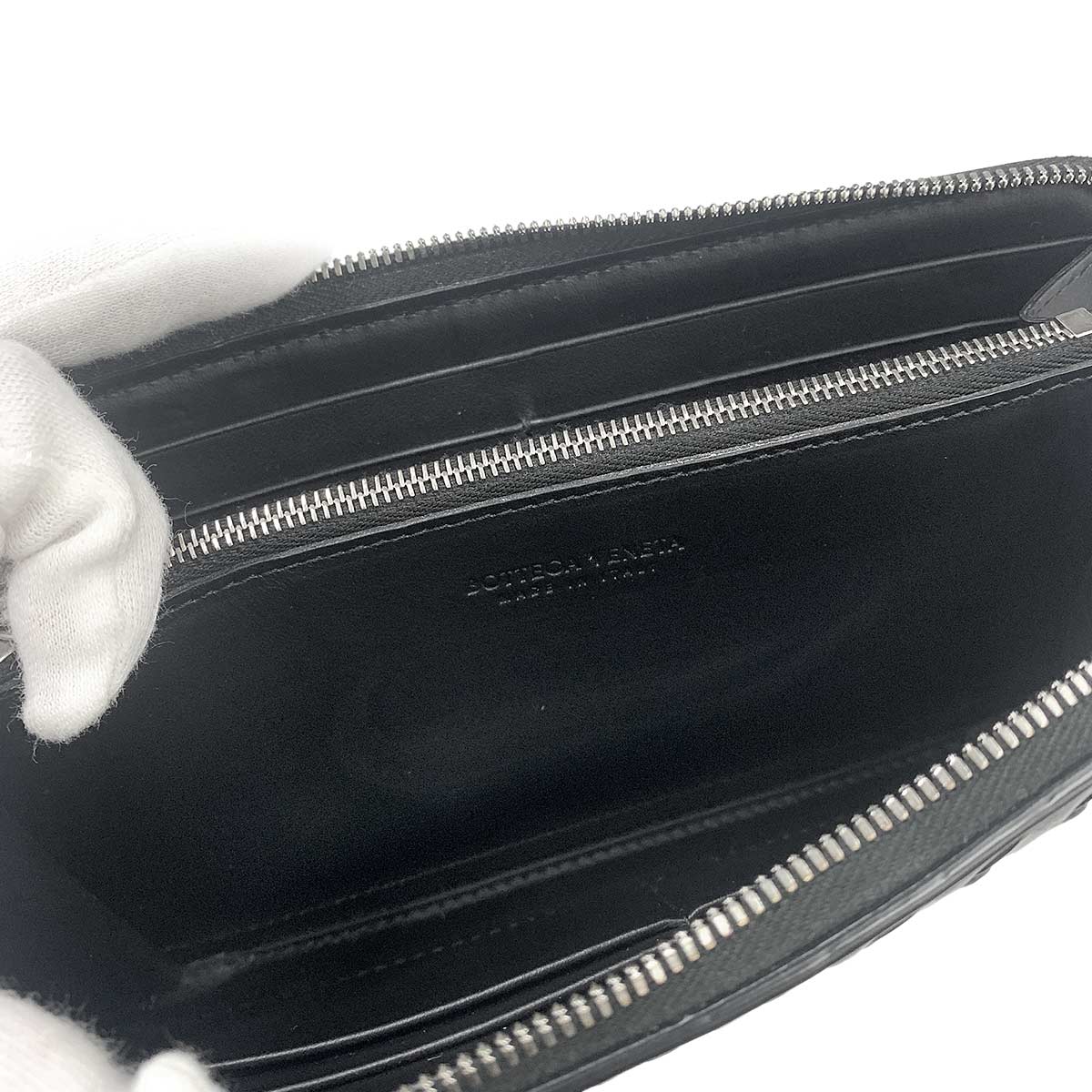 Intrecciato Piccolo Zipped Around Wallet Leather Black