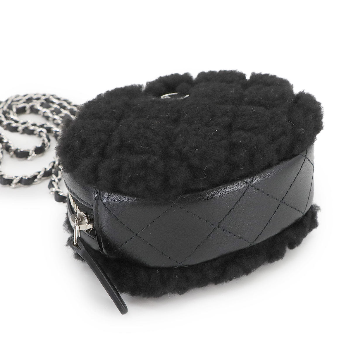 Coco Neige Matelasse Chain Pouch Shearling Leather Black
