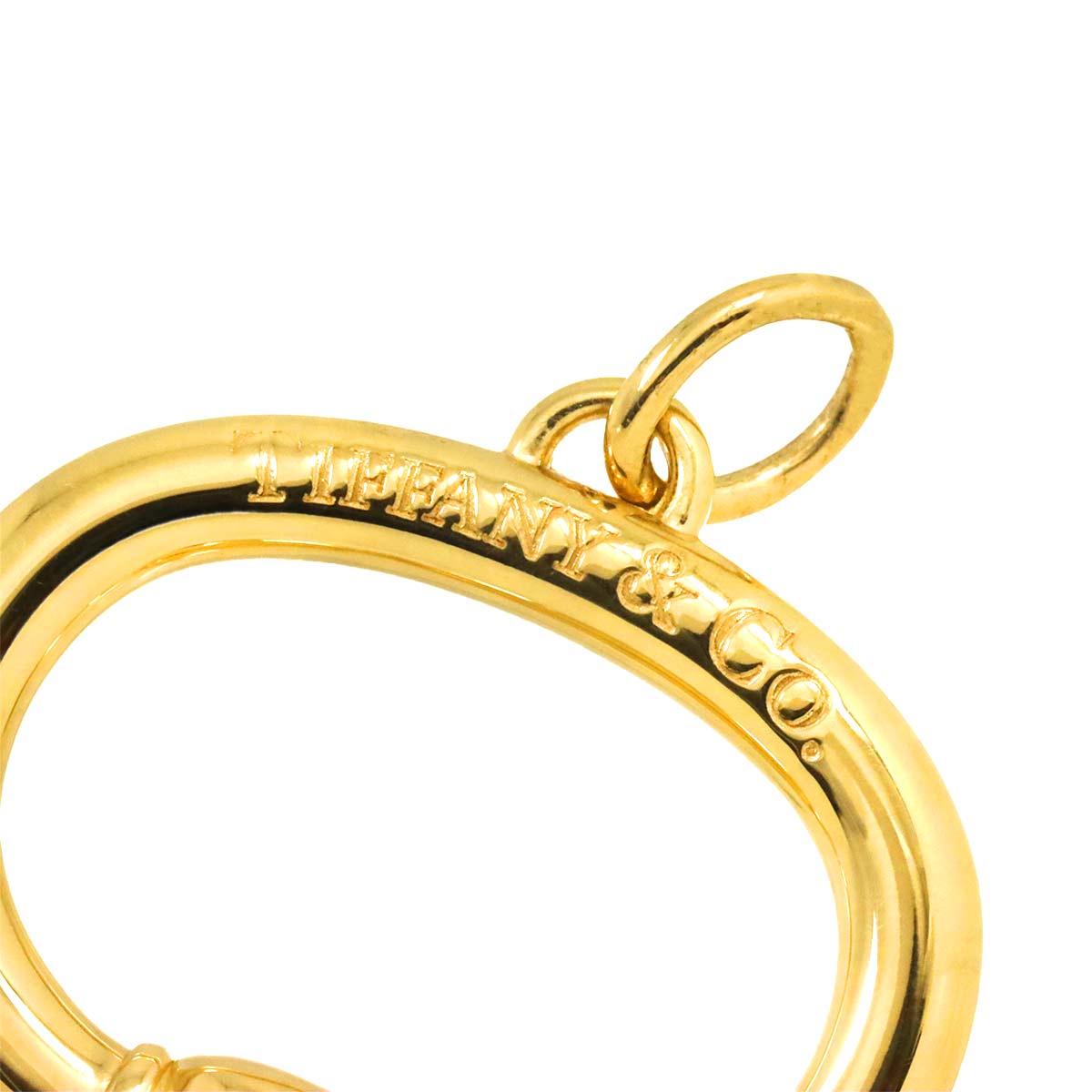 Oval Key Pendant Top 18K Yellow Gold 750