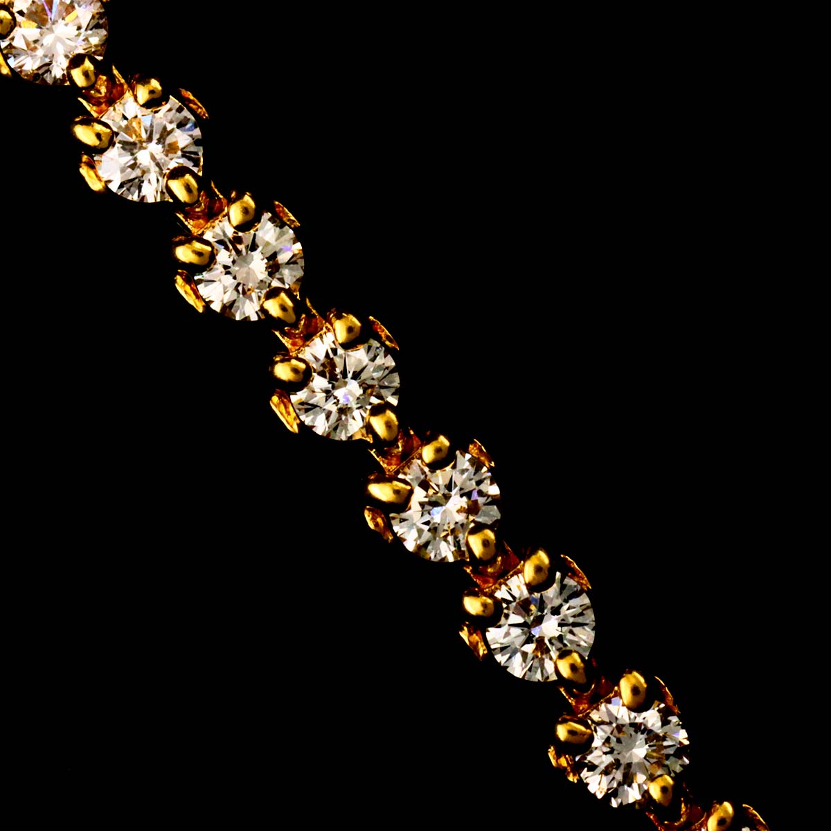 Diamond 1.80ct Bracelet 18K Yellow Gold 750