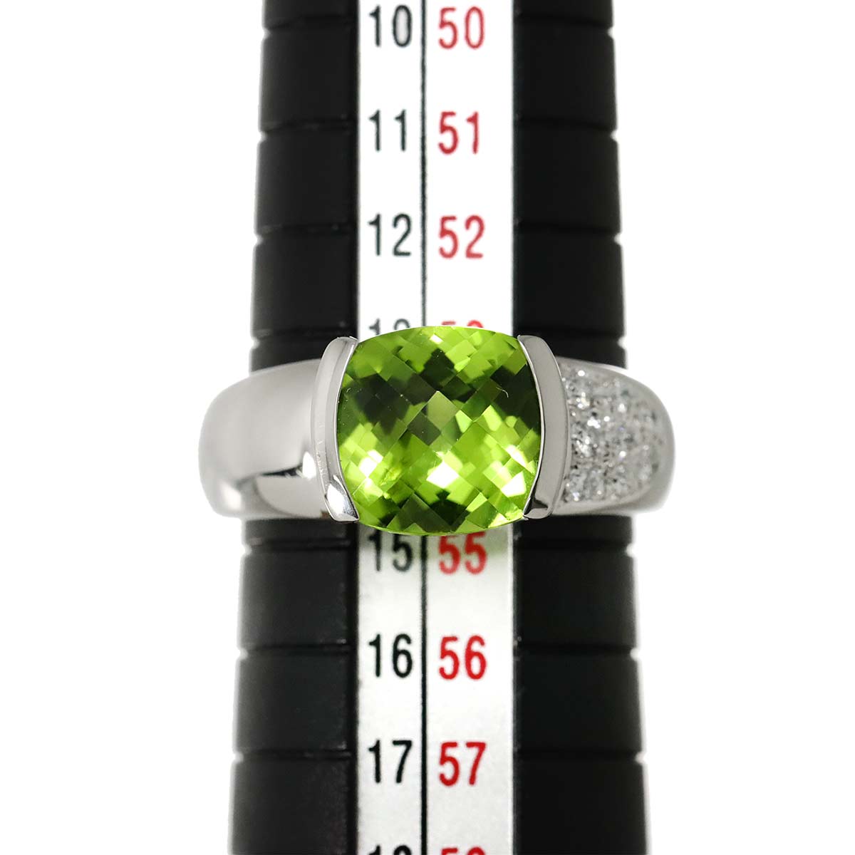 Peridot 3.17ct Diamond 0.15ct Ring Platinum size6.75(US)