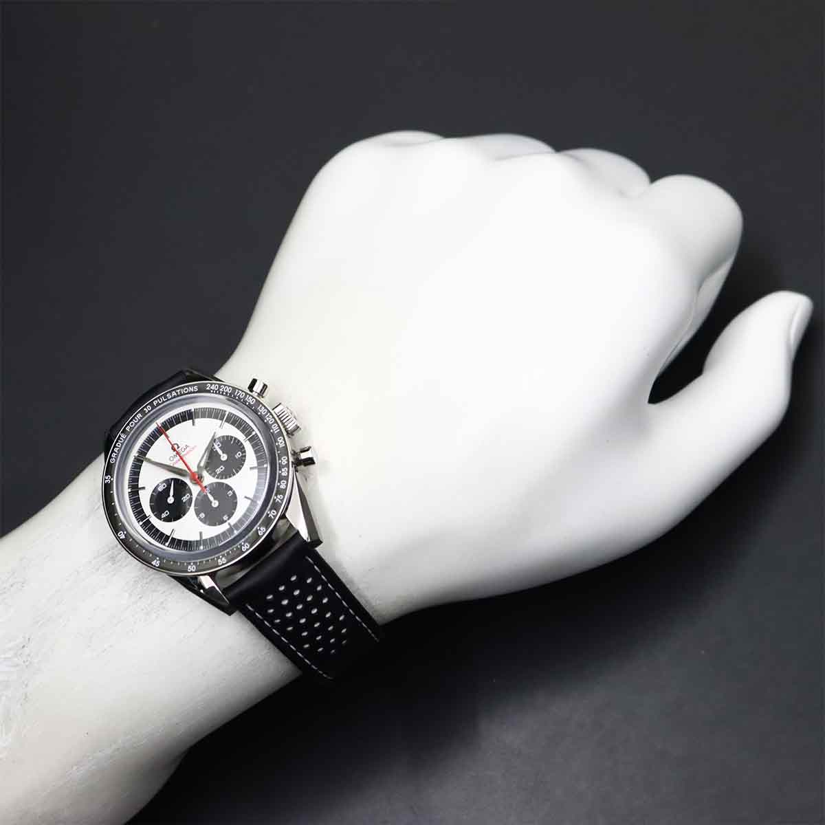 Speedmaster Moon watch 311 32 40 30 02 001 Silver Black Dial