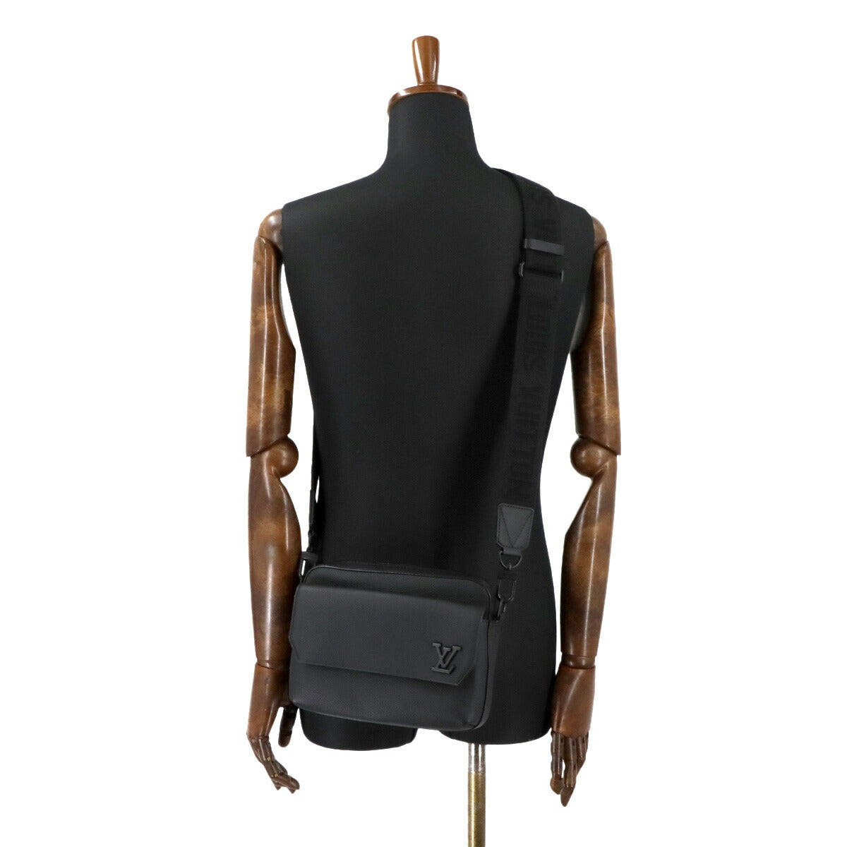 Aerogram Fastline Messenger Shoulder Bag Leather M22482