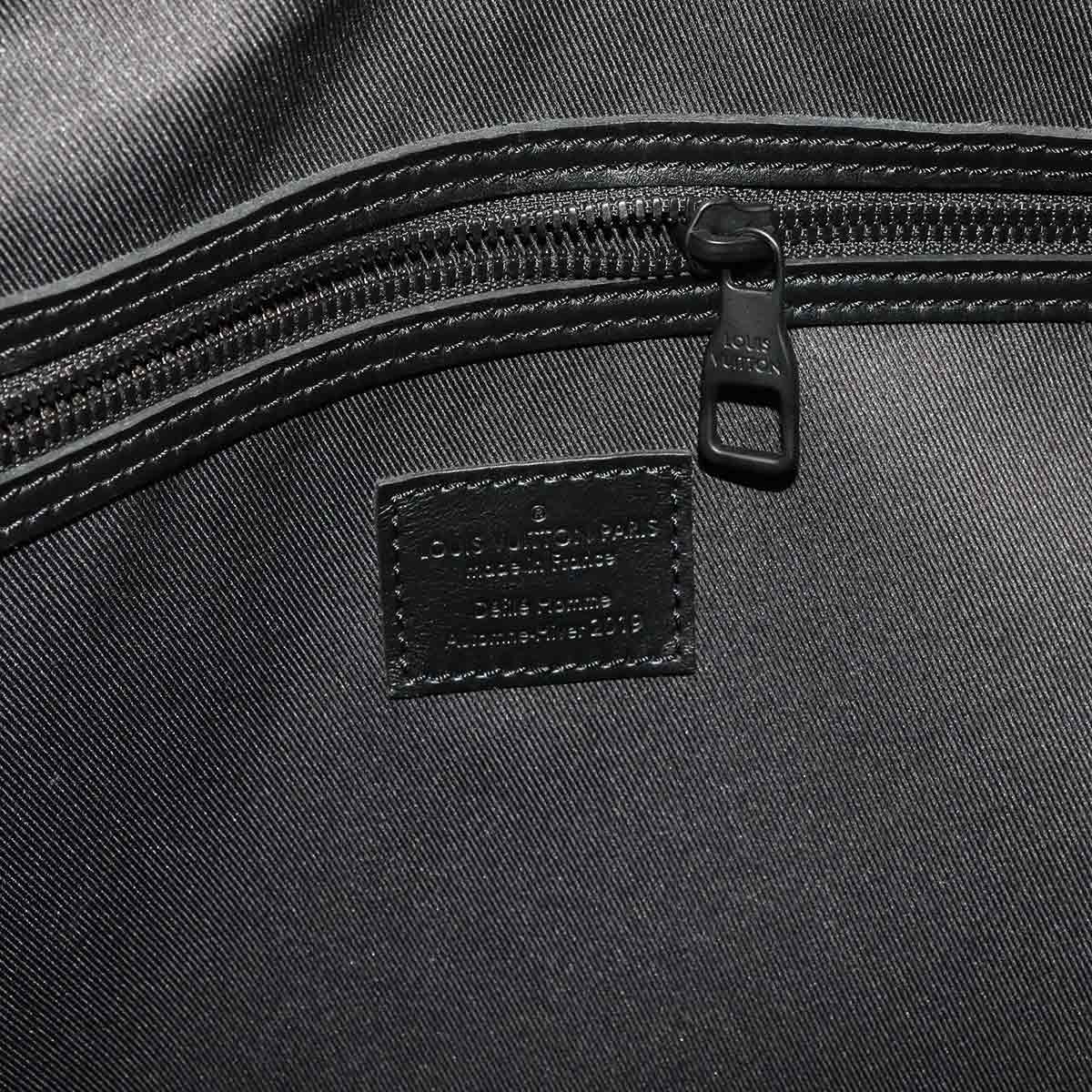 Taiga Rainbow Keepall Bandouliere 50 Luggage M30345