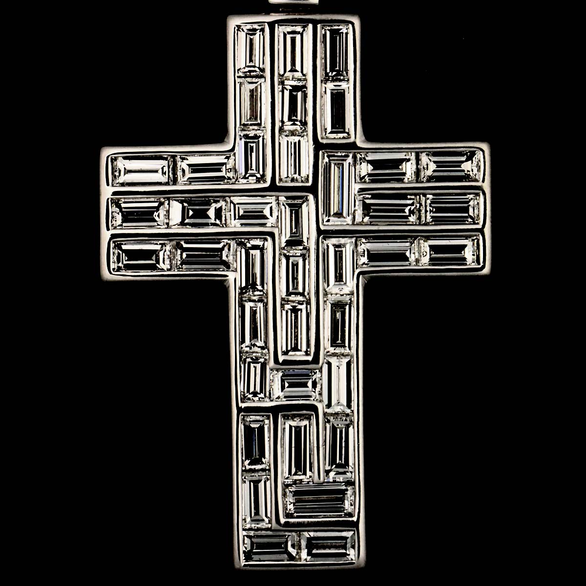 Cross Diamond Necklace 18K WG 750
