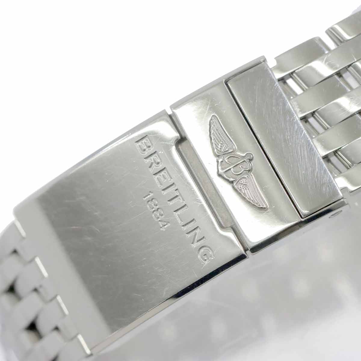 Navitimer B01 Chronograph 43 AB0121 Black Dial Automatic