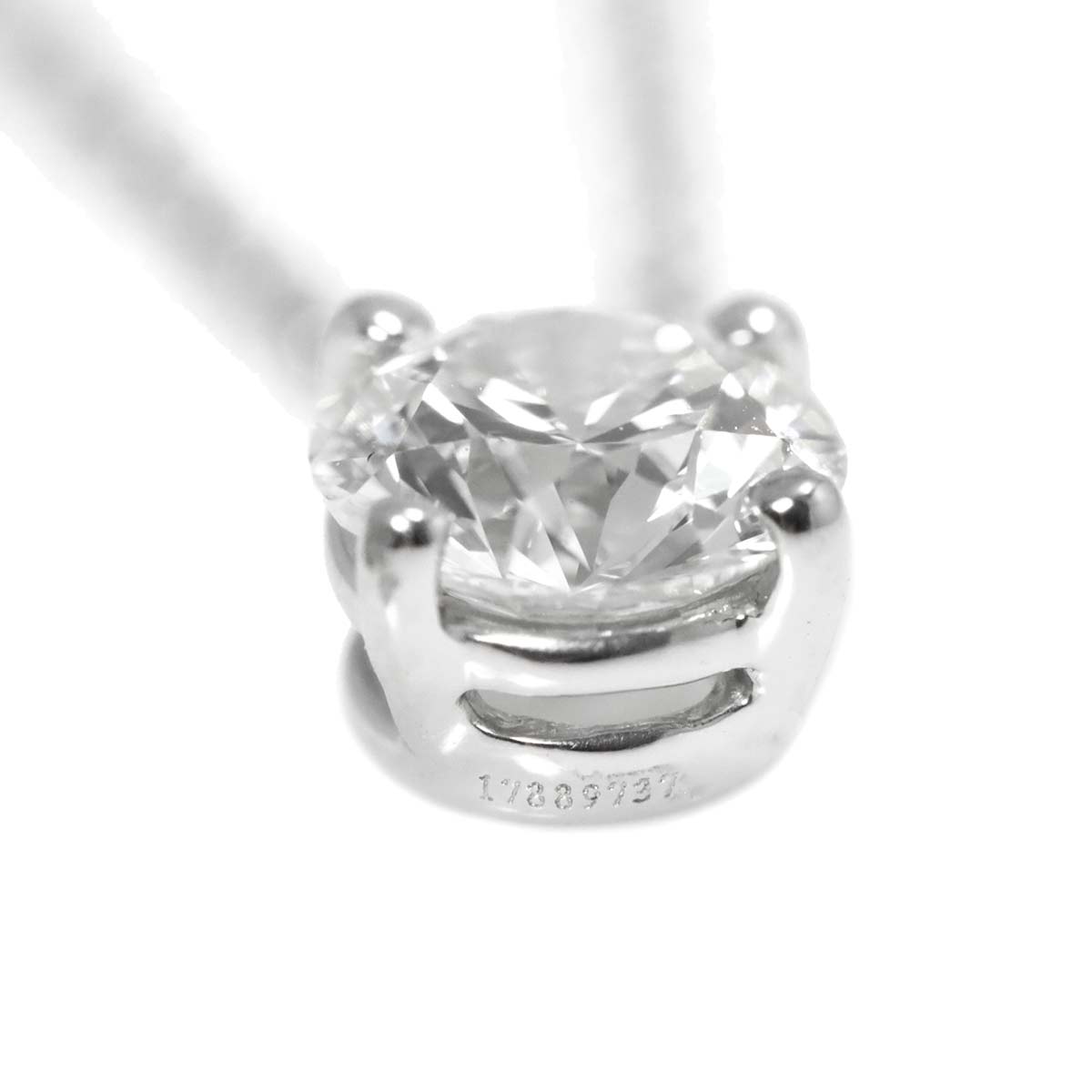 Solitaire Diamond Necklace Platinum