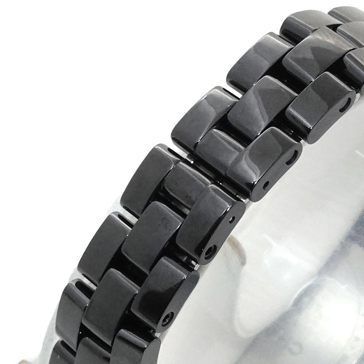 J12 29mm H2685 8P Diamond Quartz Black Dial Ladies Watch