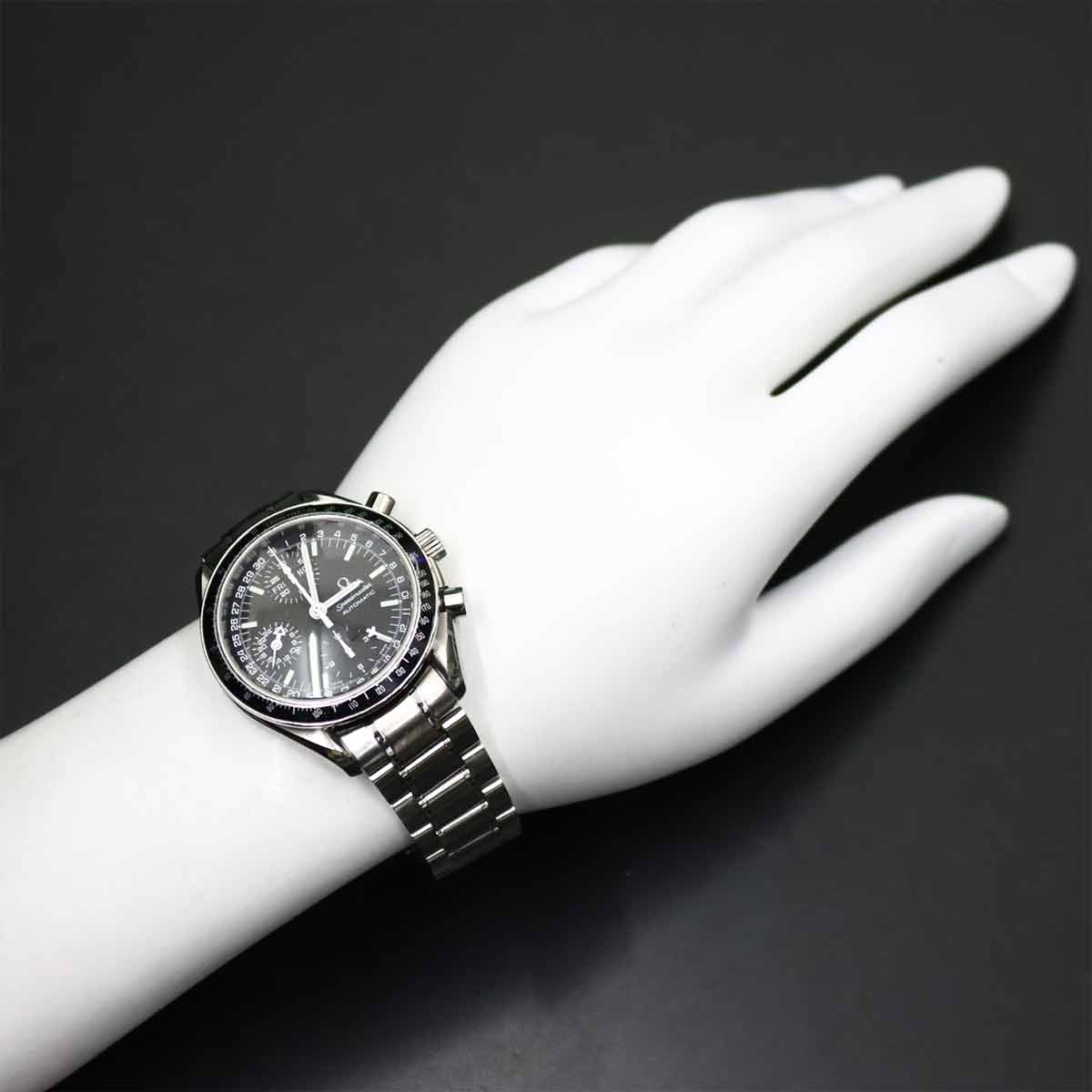 Speedmaster Mark 40 Cosmos 3520 50 triple calendar Black Dial