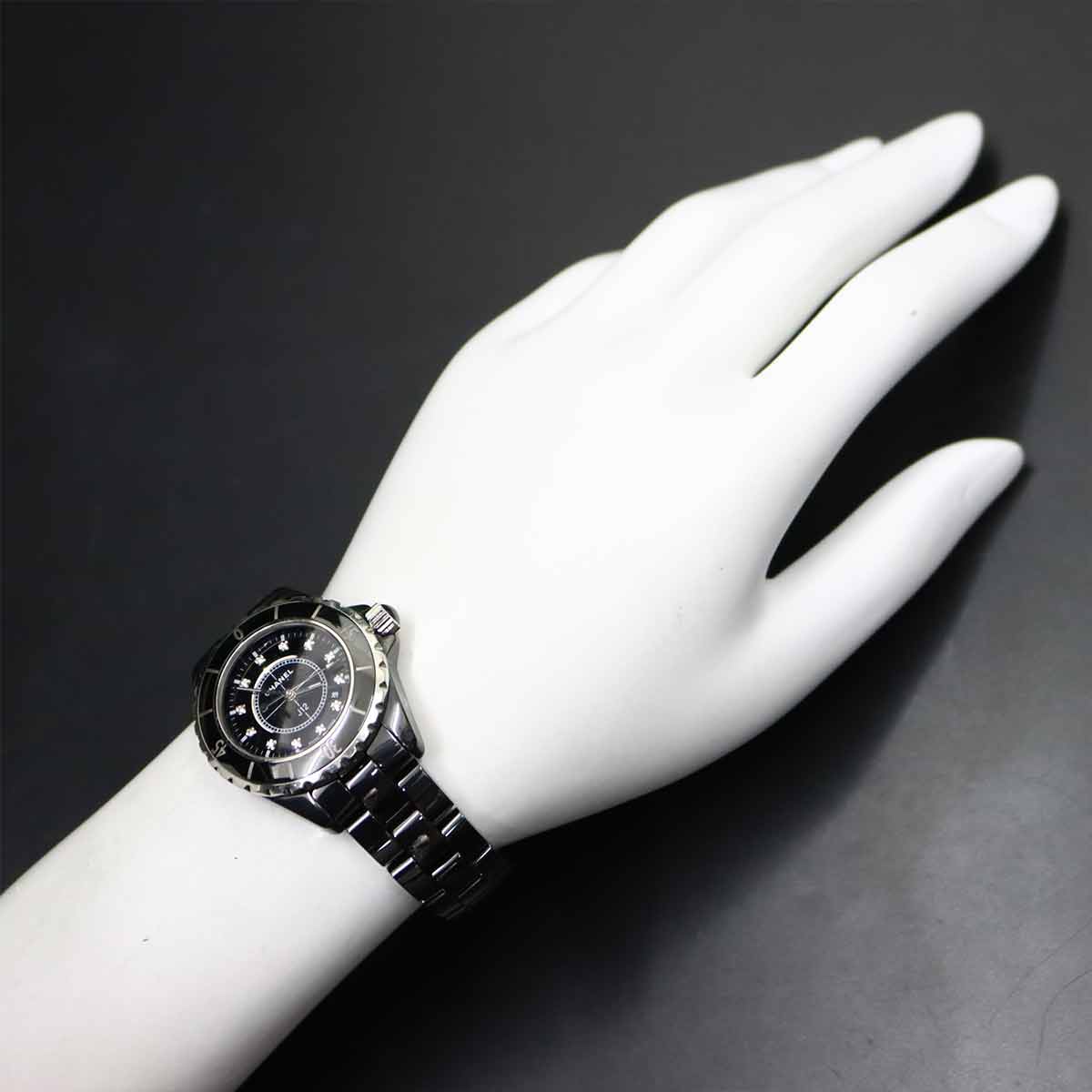 J12 H1625 12P Diamond Quartz Black Dial Ladies Watch