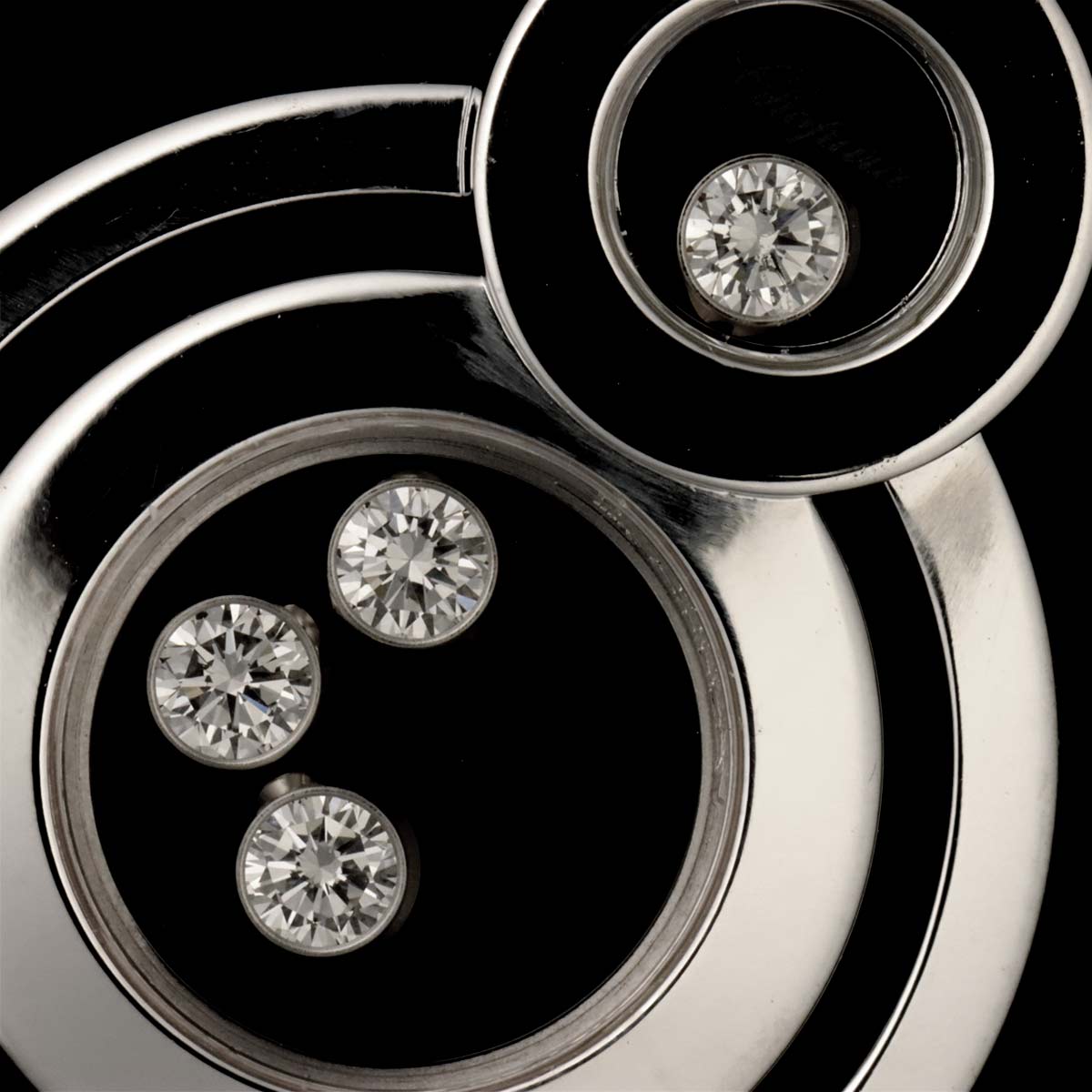 Happy Diamond Bubble Necklace 18K WG 750