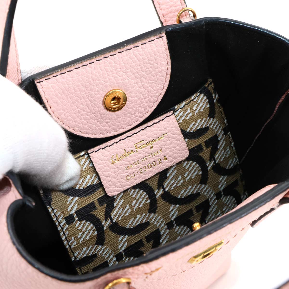 Gancini Hand Shoulder Bag Leather Pink Purse