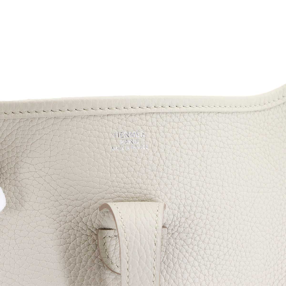 Everlyne 3 PM Shoulder Bag Taurillon Clemence Beton Purse