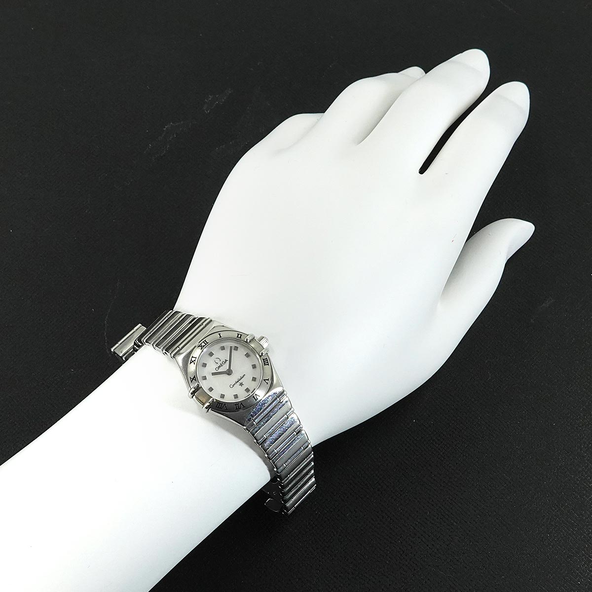 Constellation Mini My Choice 1561.71 White Shell Dial Ladies